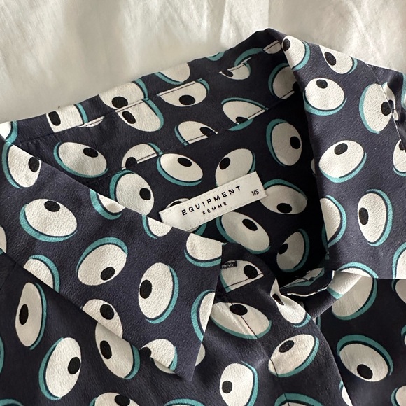 Equipment 100% Silk Shirt - Picture 3 of 4